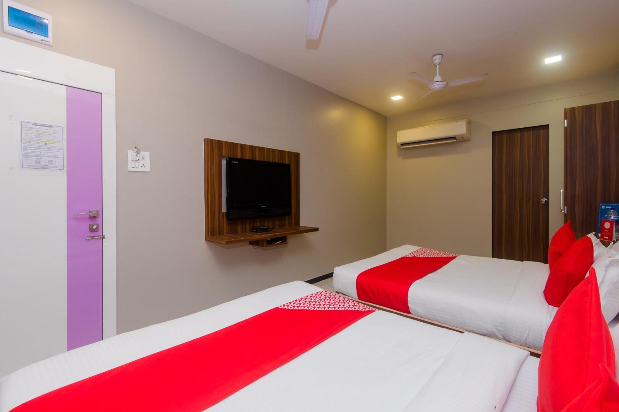 โอโย 3769 บลูเพิร์ล เรซิเดนซี Hotel มุมไบ ภายนอก รูปภาพ