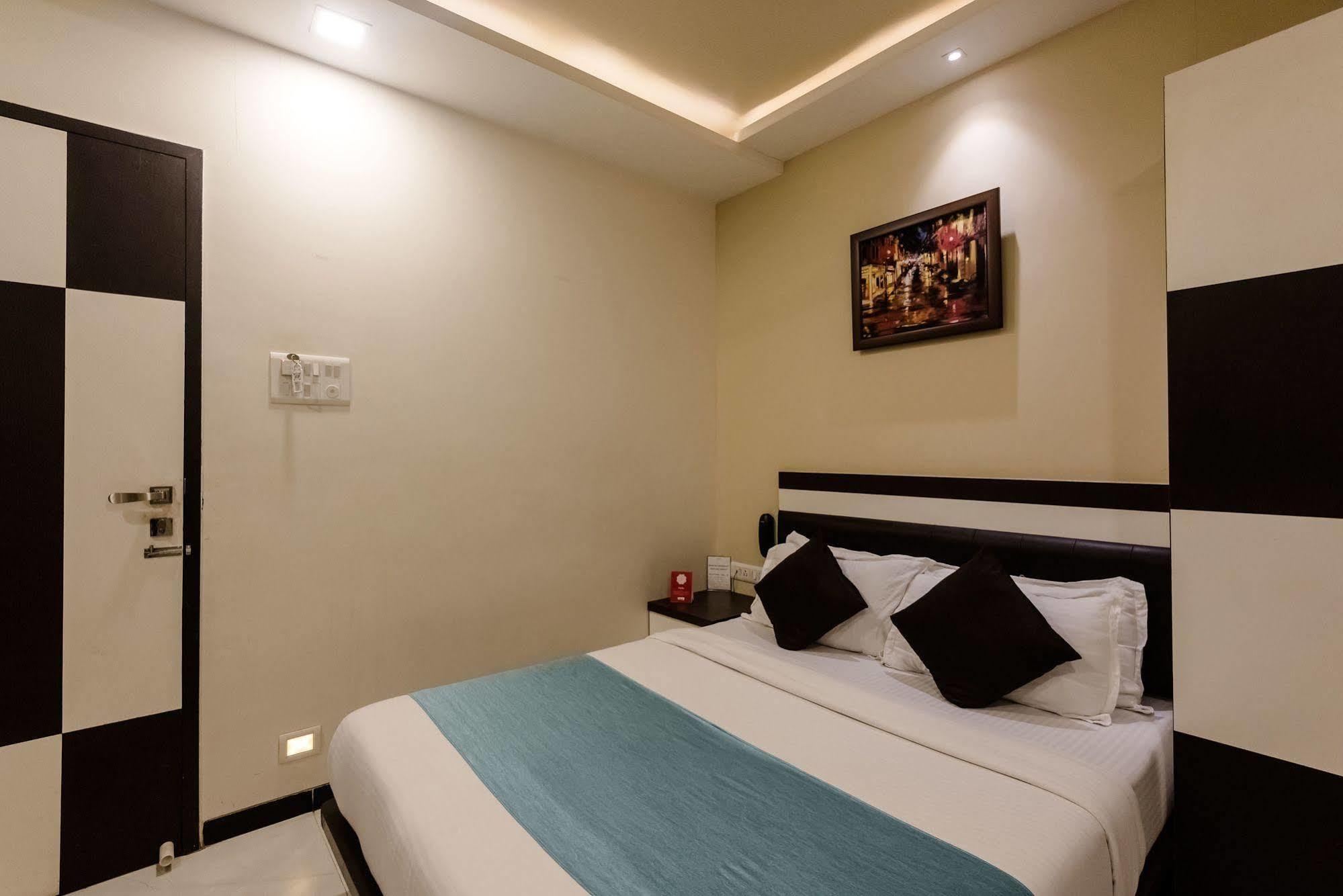 โอโย 3769 บลูเพิร์ล เรซิเดนซี Hotel มุมไบ ภายนอก รูปภาพ