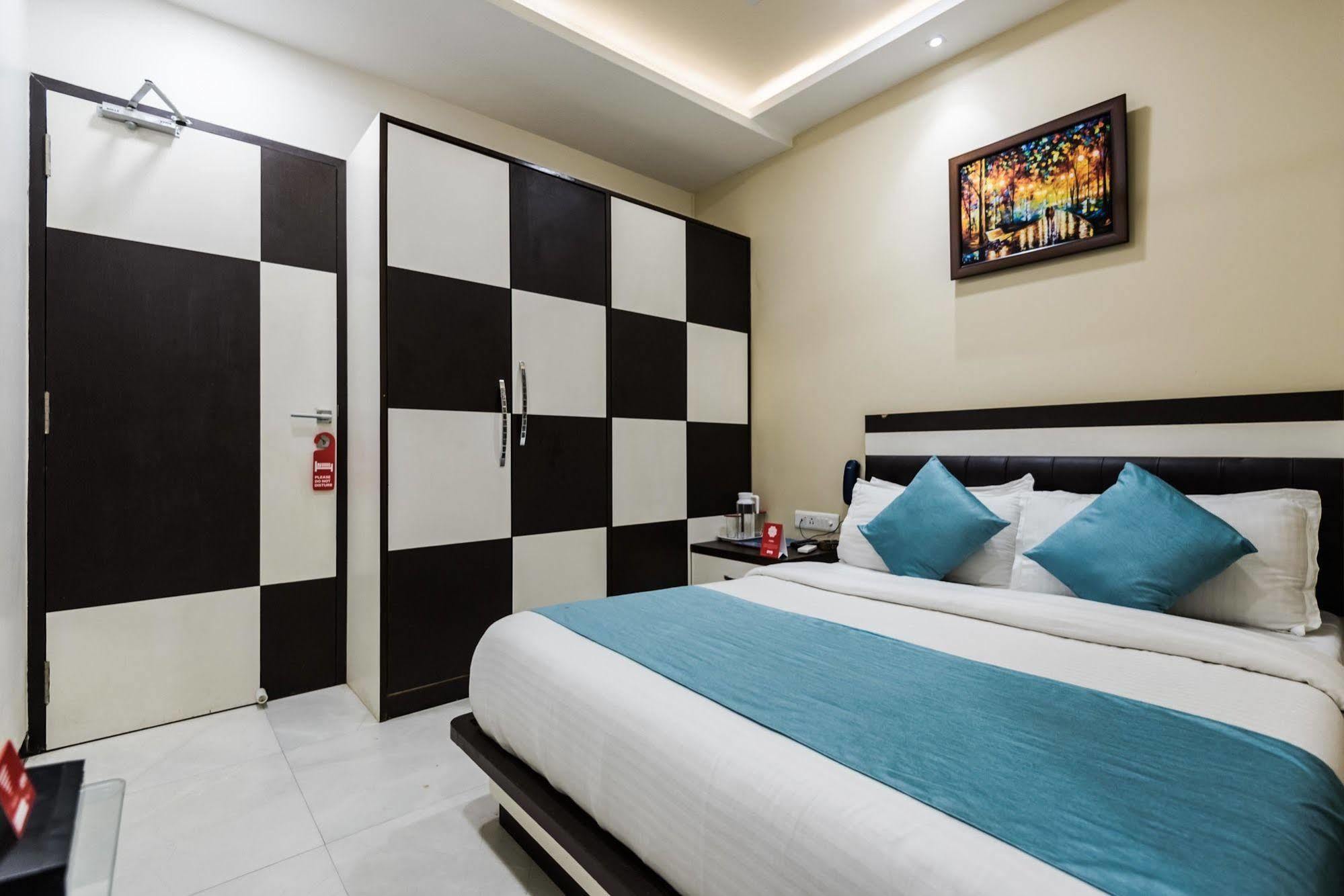 โอโย 3769 บลูเพิร์ล เรซิเดนซี Hotel มุมไบ ภายนอก รูปภาพ